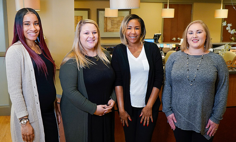 Front Desk: Jasmine, Shannon, Chantal & Kerianna